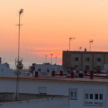 شقة Atico Terraza Cadiz Centro Ascensor Playa De La Caleta المظهر الخارجي الصورة