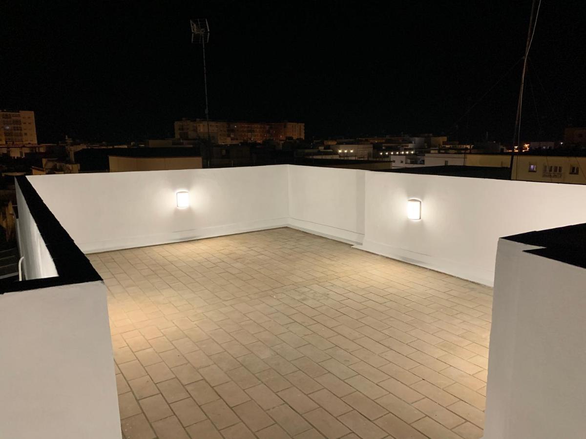 شقة Atico Terraza Cadiz Centro Ascensor Playa De La Caleta المظهر الخارجي الصورة